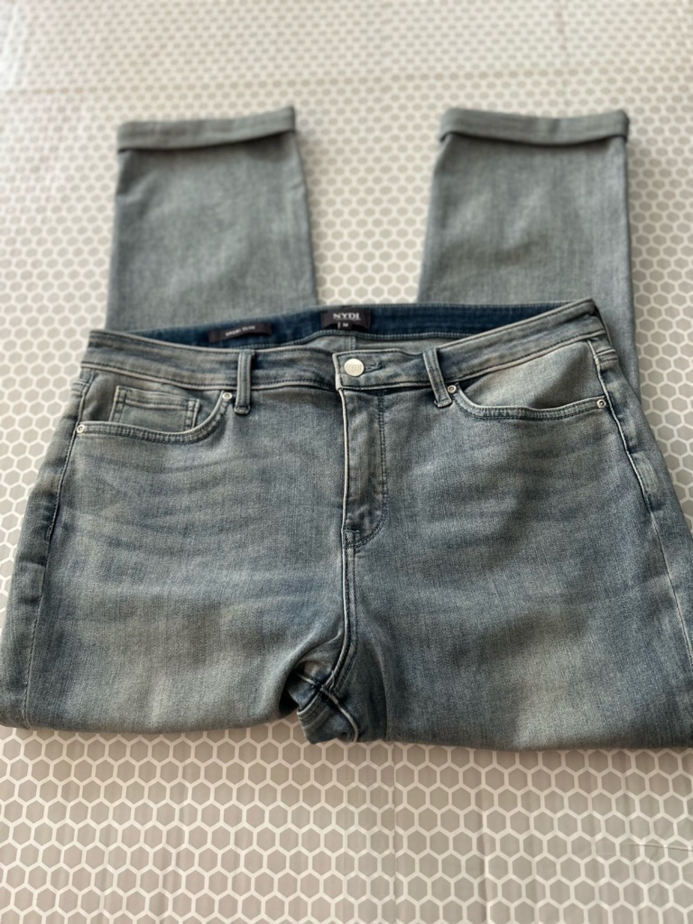 NYDJ Light Blue Denim Sheri Slim LIFTXTUCK Technology Cuffed Jeans. Size 14